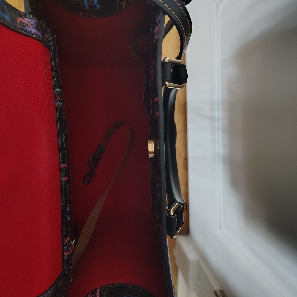 Sold - Picture 6 of 6